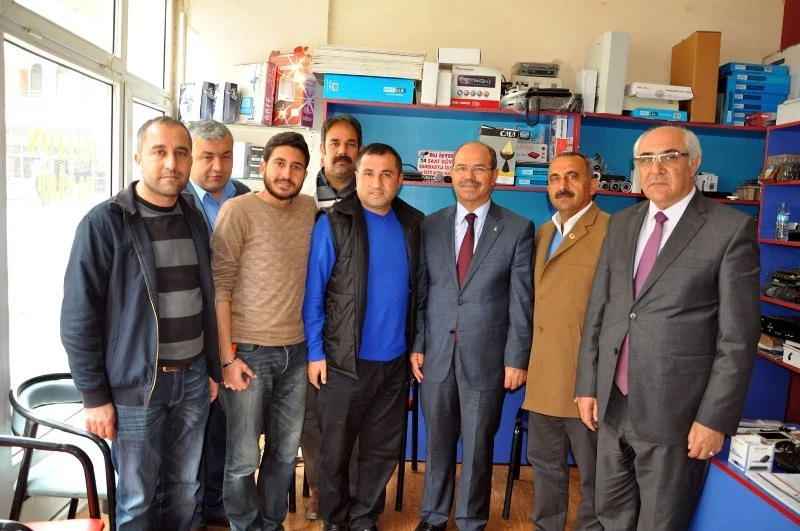 Durmuşoğlu`ndan Kadirli Gazeteciler Cemiyetine Ziyaret