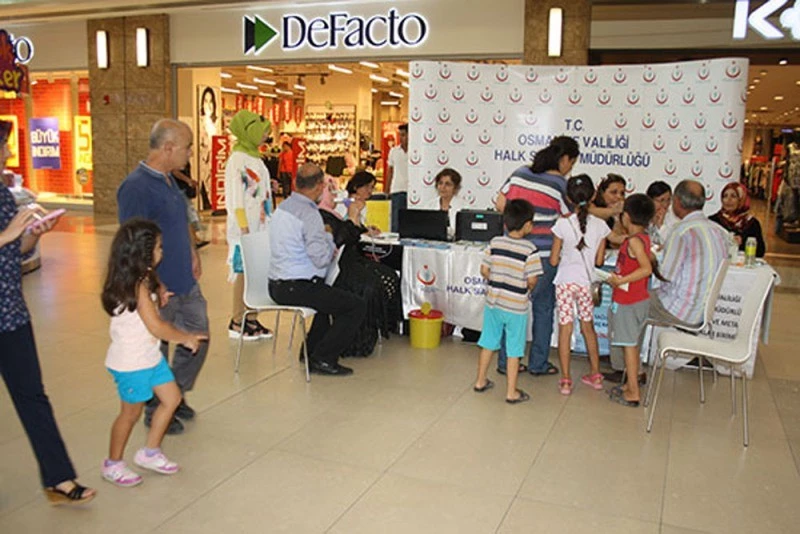 Vatandaşların, kan şekerleri ve tansiyonları ölçüldü