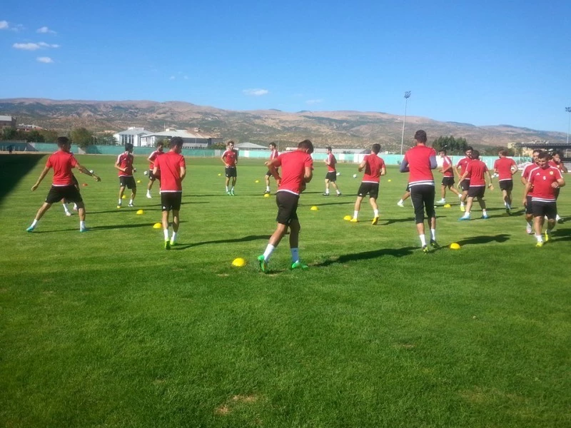 Osmaniyespor gümbür gümbür geliyor:3-1