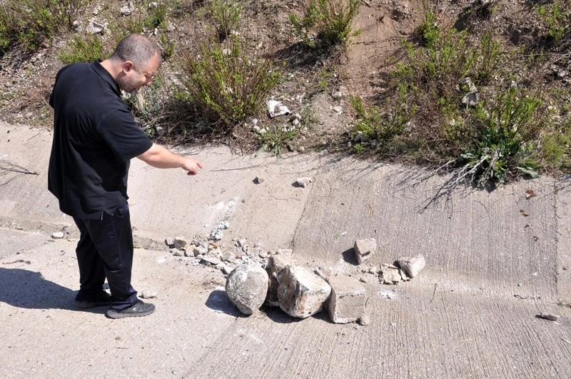 PKK`nın Havanlı saldırısında, 3 ev ve bir araba zarar gördü