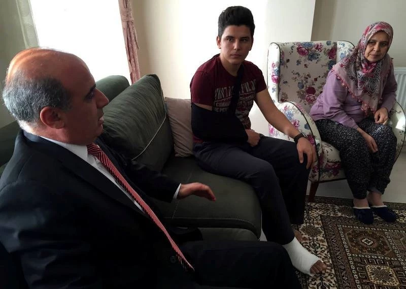 Emniyet Müdürü Gökduman`dan gazi polise ziyaret