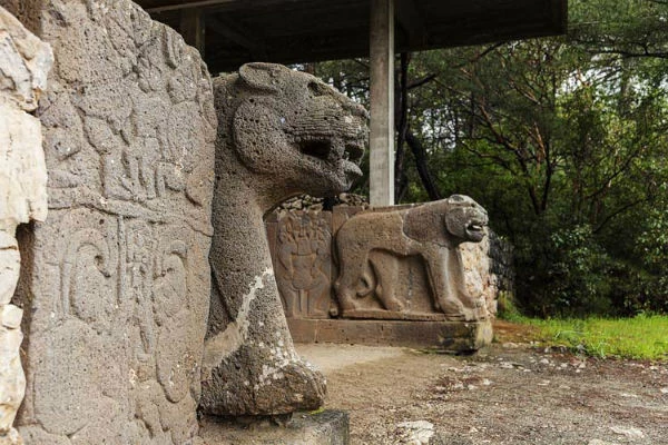 Türkiye?nin  İlk Açık Hava Müzesi Aslantaş Ziyaretçilerini  Bekliyor?