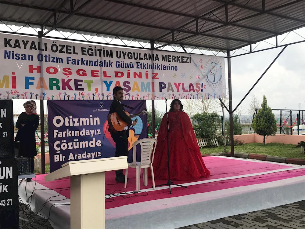 Doğa Koleji Öğrencileri Otizmin Farkında ve Yanında  