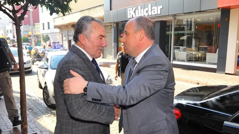 Vali Ömer Faruk Coşkun`dan Siyasi Partilerin İl Teşkilatlarına İade-İ Ziyaret