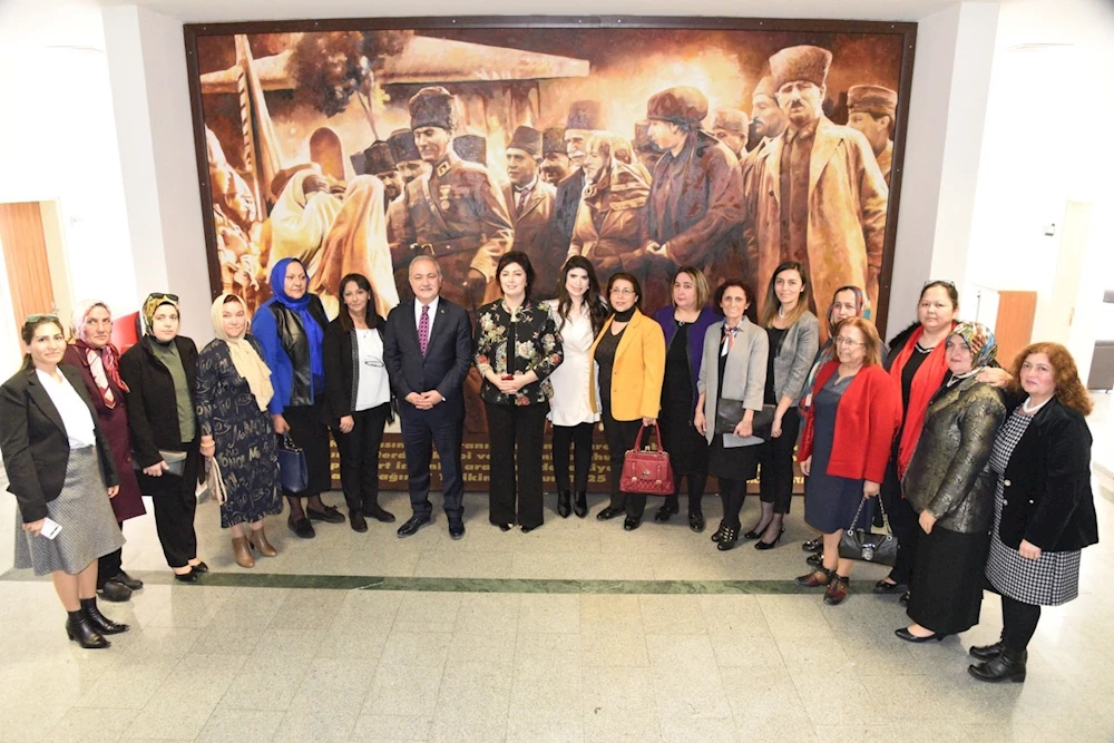 MHP Genel Başkan Başdanışmanı ve MHP Kadın Kolları Genel Koordinatörü Nevin Taşlıçay Belediye Başkanı Kadir Kara?yı Ziyaret Etti