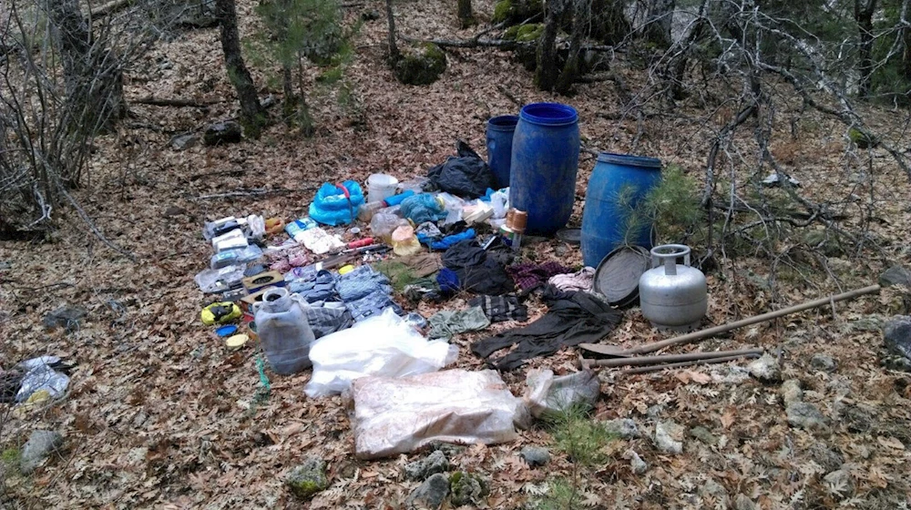 Amanoslarda PKK`ya ait 5 sığınak ve 1 erzak deposu bulundu