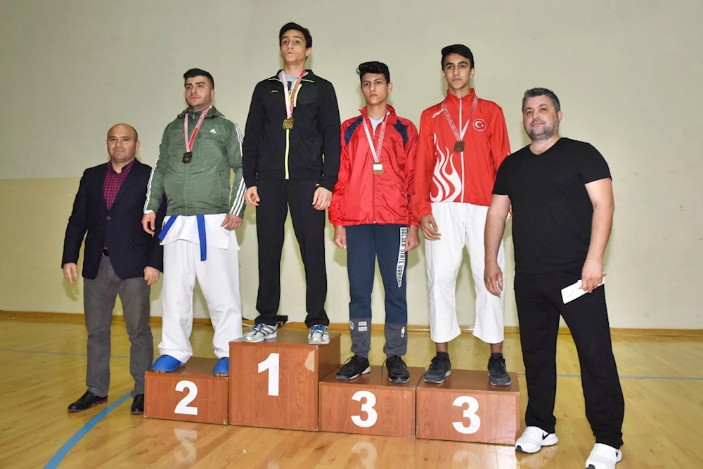 Karate grup müsabakalarına 340 sporcu katıldı