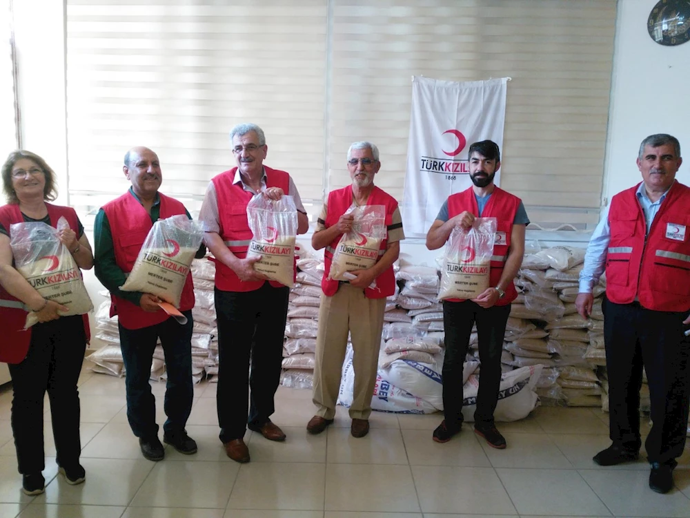 Osmaniye Kızılay 2 ton pirinç dağıttı