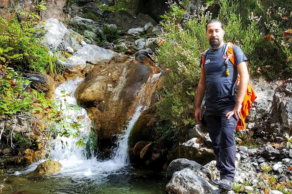 ODAK`tan Karaçay Şelalesi`ne doğa yürüyüşü