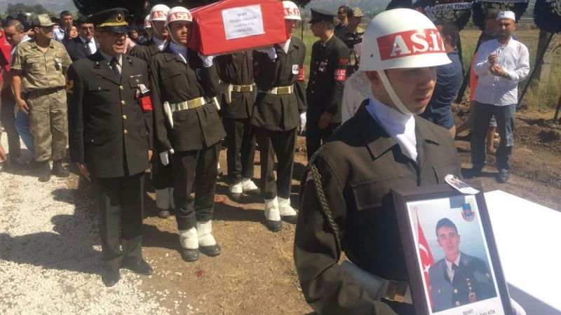 Şehit Astsubay Mustafa Sefa Kök`e Göz Yaşlarıyla Veda Ettik