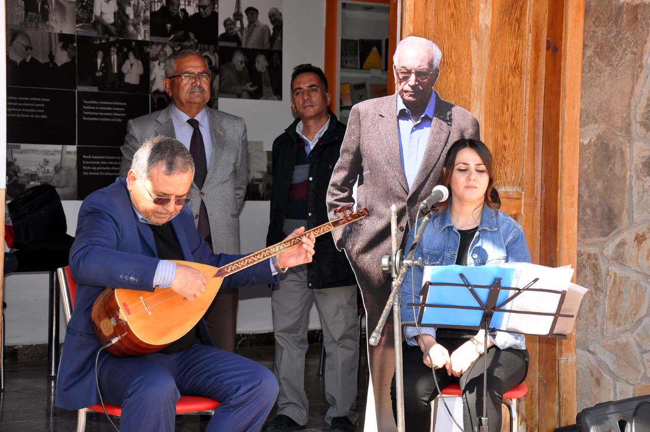 Yaşar Kemal 4`üncü ölüm yıldönümünde anıldı