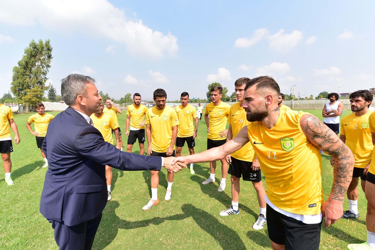 Osmaniyespor FK`ya moral ziyareti